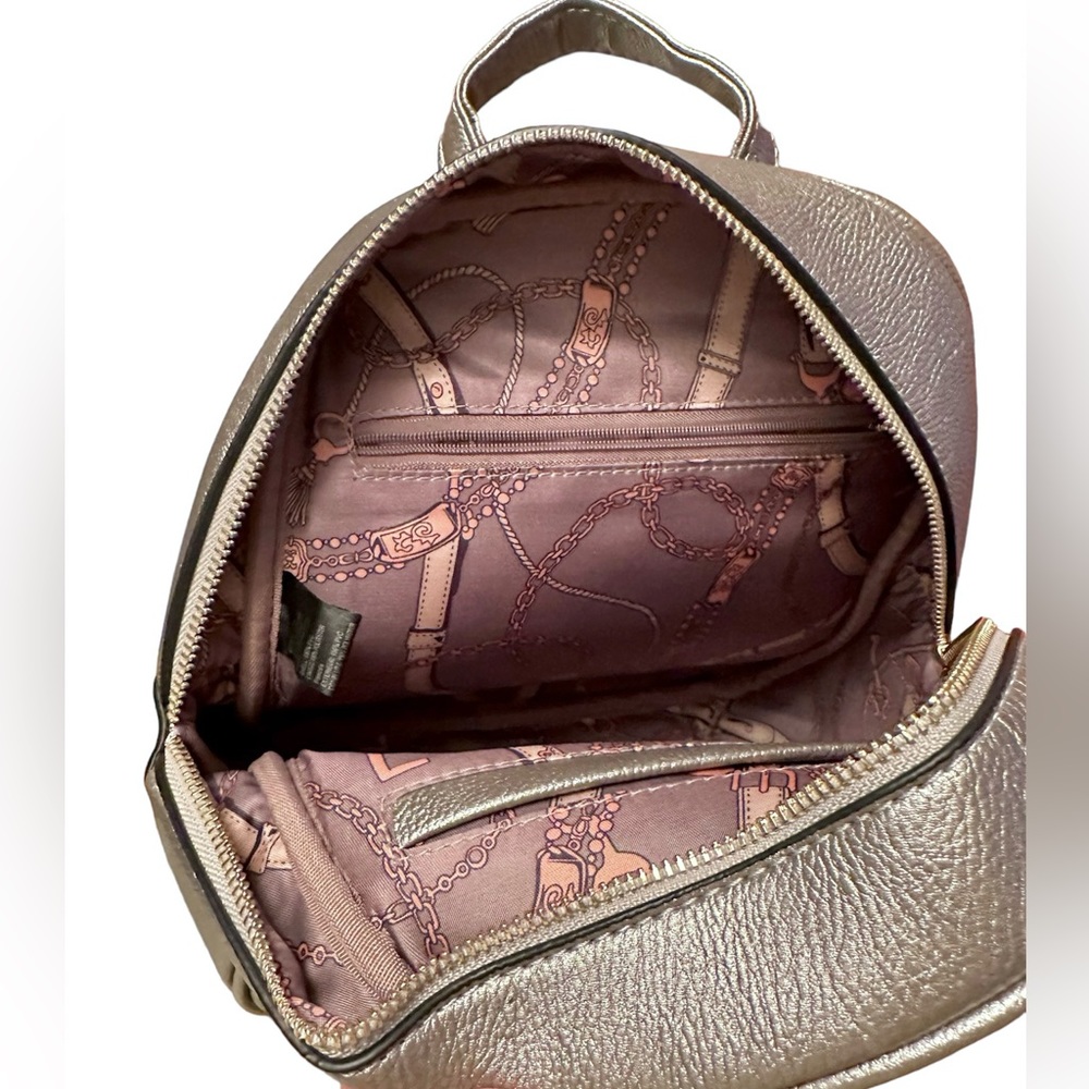 NWT La Terre Pewter Metallic Convertible Backpack/Crossbody Bag - Picture 2 of 10